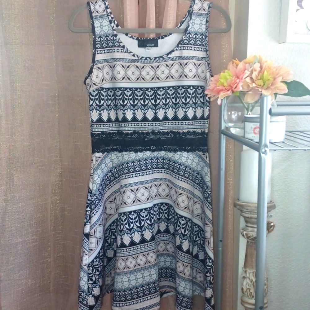 HYPNOTIK Sleeveless Crew Neck Sundress w/ Lace Waist Cut Out